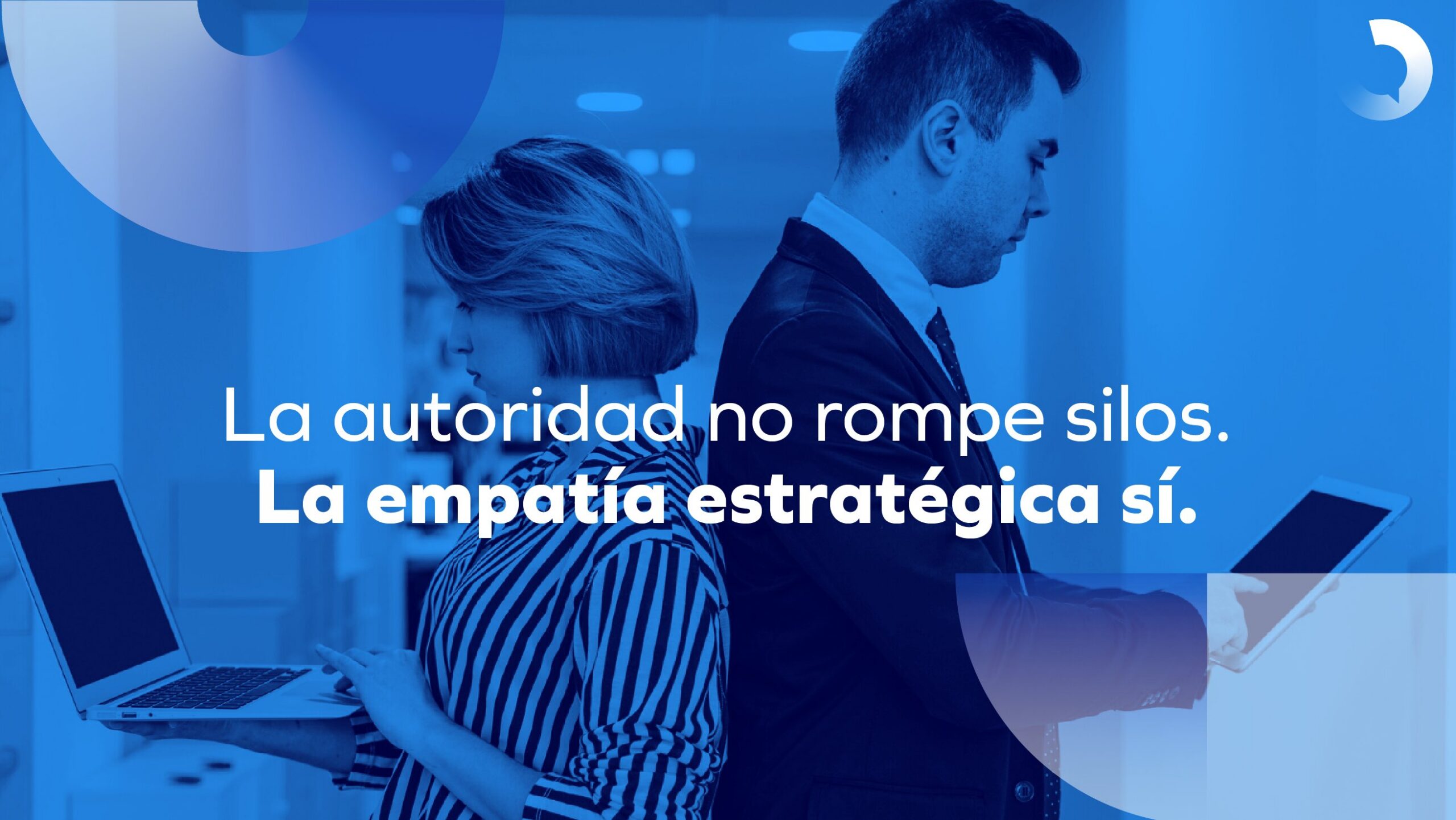 Colaboración entre departamentos: cómo romper silos con venta consultiva interna y empatía estratégica
